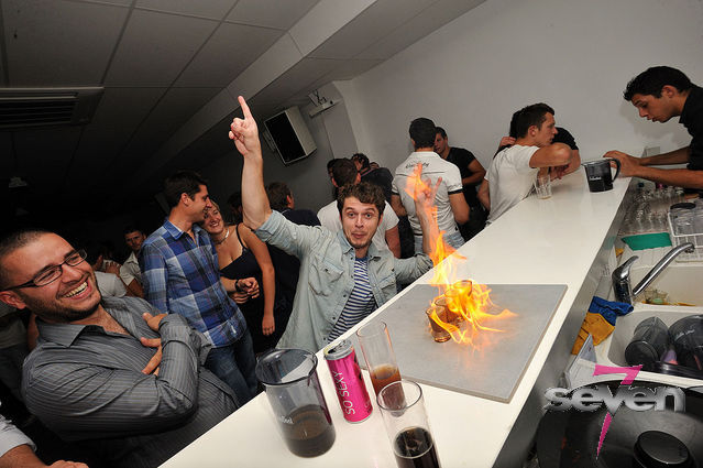 Cliquer pour voir l'image en taille réelle