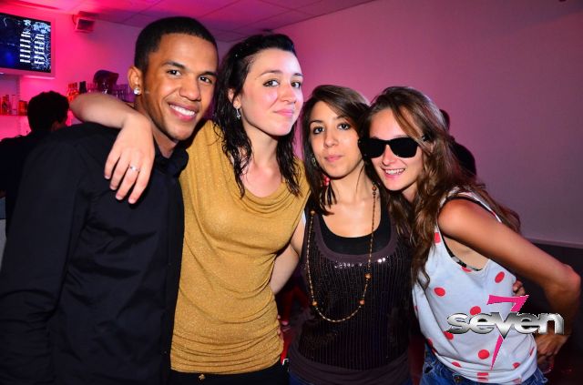 Cliquer pour voir l'image en taille réelle