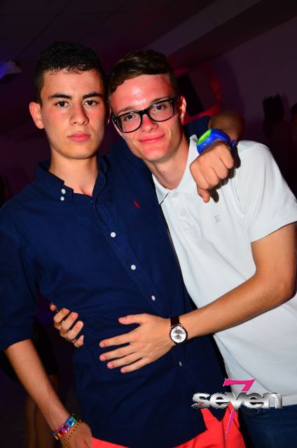 Cliquer pour voir l'image en taille réelle