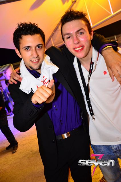 Cliquer pour voir l'image en taille réelle