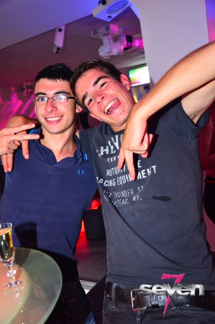 Cliquer pour voir l'image en taille réelle