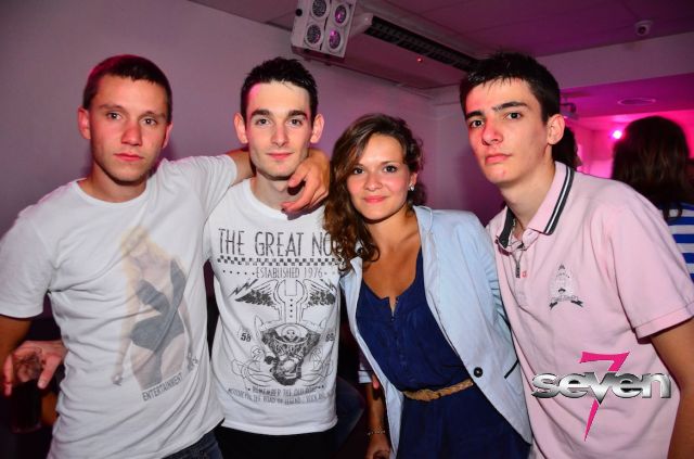 Cliquer pour voir l'image en taille réelle