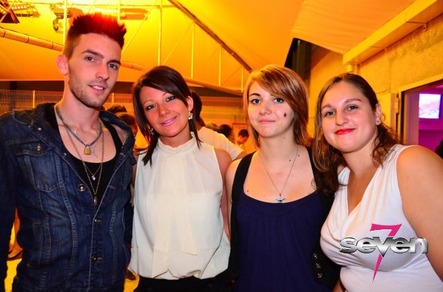 Cliquer pour voir l'image en taille réelle