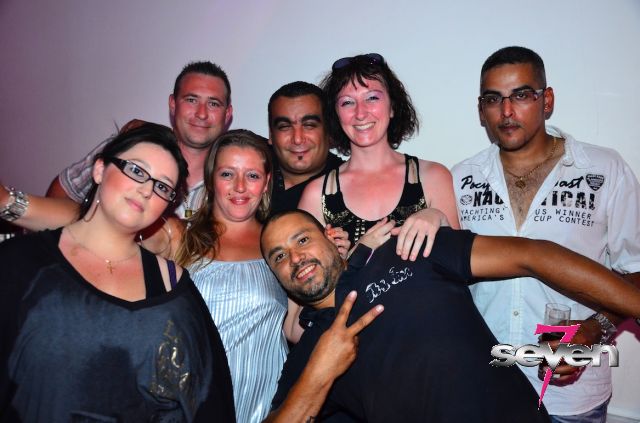 Cliquer pour voir l'image en taille réelle