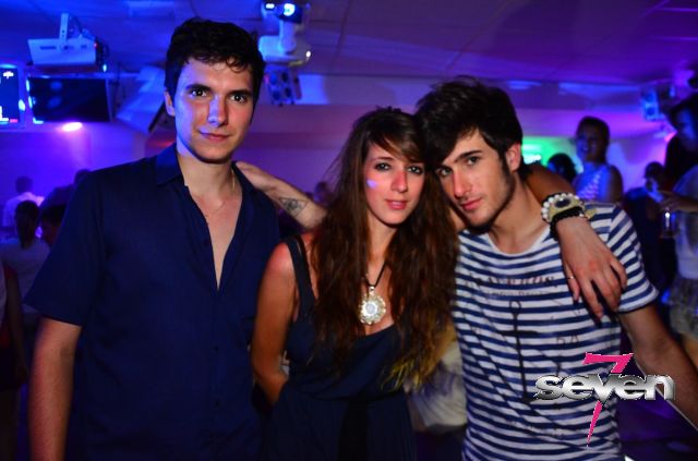 Cliquer pour voir l'image en taille réelle