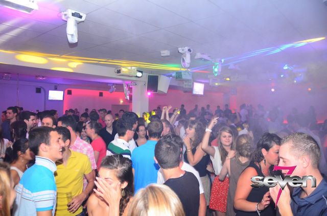 Cliquer pour voir l'image en taille réelle