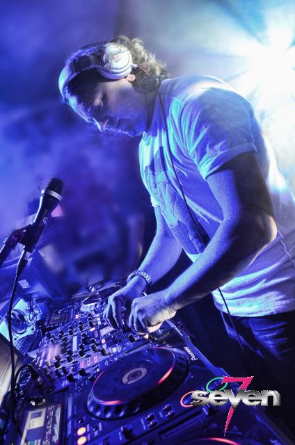 Cliquer pour voir l'image en taille réelle