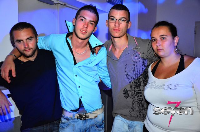 Cliquer pour voir l'image en taille réelle