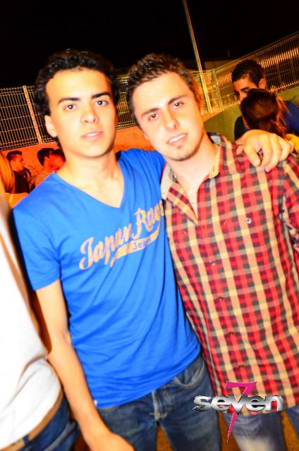 Cliquer pour voir l'image en taille réelle