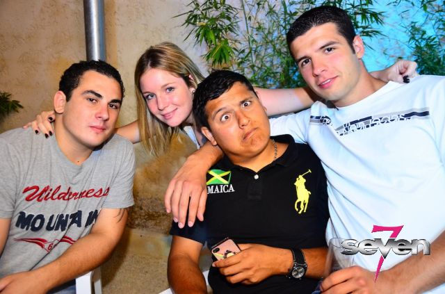 Cliquer pour voir l'image en taille réelle