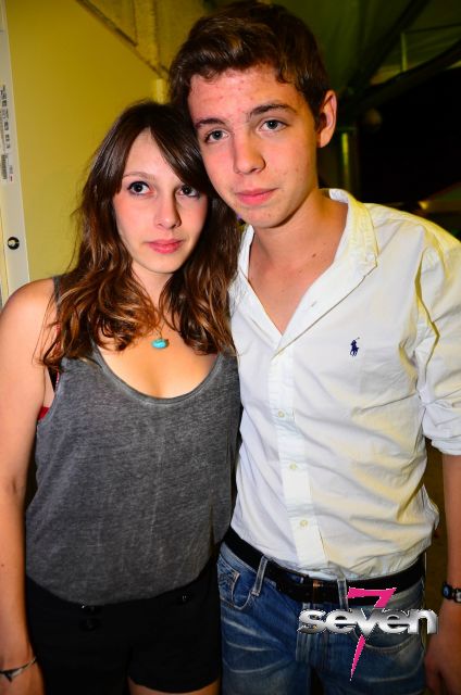 Cliquer pour voir l'image en taille réelle