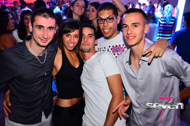 Cliquer pour voir l'image en taille réelle