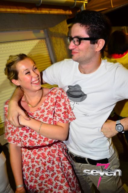 Cliquer pour voir l'image en taille réelle