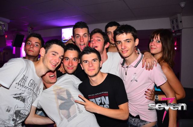 Cliquer pour voir l'image en taille réelle