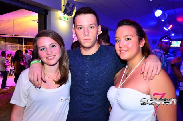 Cliquer pour voir l'image en taille réelle