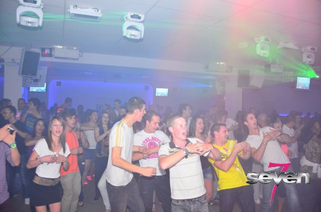 Cliquer pour voir l'image en taille réelle