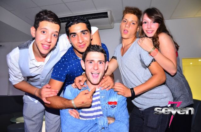 Cliquer pour voir l'image en taille réelle