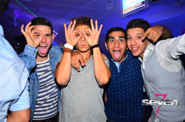 Cliquer pour voir l'image en taille réelle