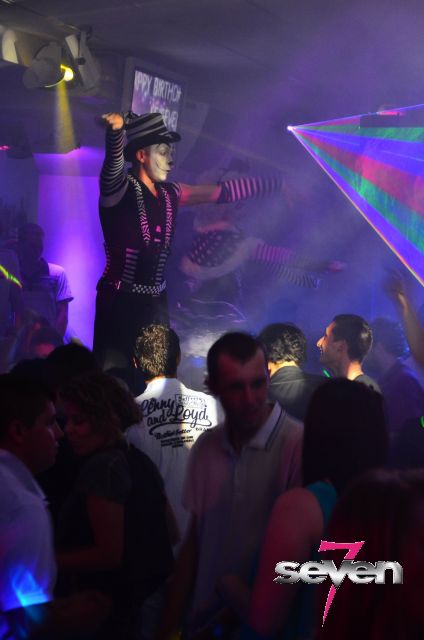 Cliquer pour voir l'image en taille réelle