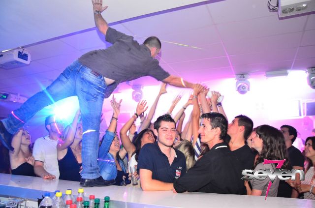 Cliquer pour voir l'image en taille réelle