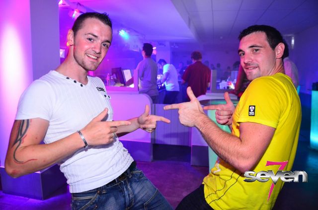 Cliquer pour voir l'image en taille réelle