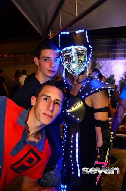 Cliquer pour voir l'image en taille réelle