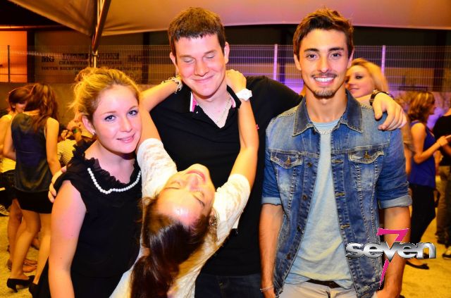 Cliquer pour voir l'image en taille réelle