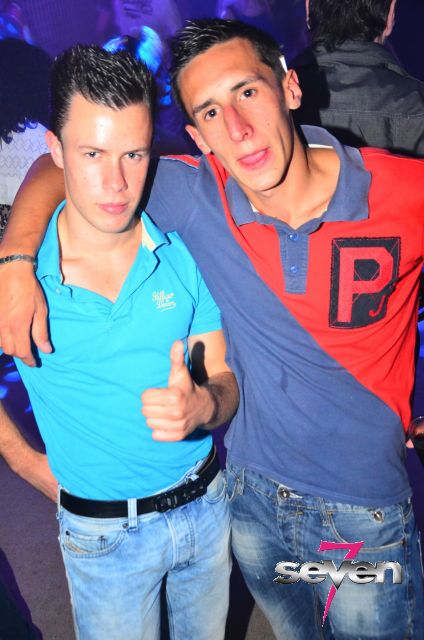 Cliquer pour voir l'image en taille réelle