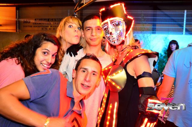 Cliquer pour voir l'image en taille réelle