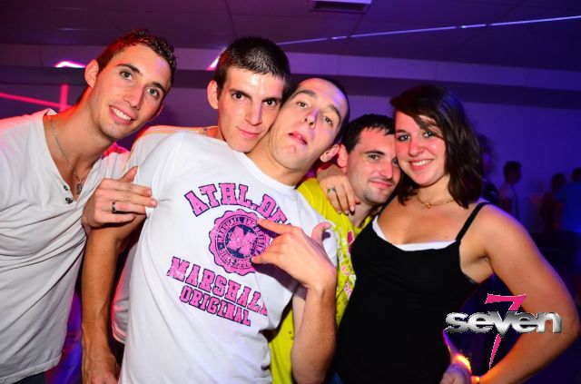 Cliquer pour voir l'image en taille réelle