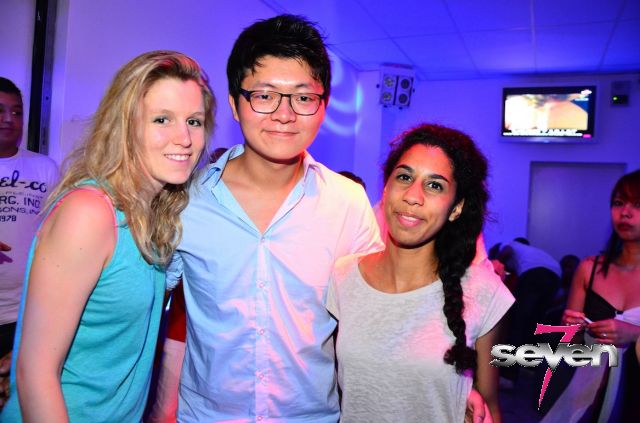 Cliquer pour voir l'image en taille réelle