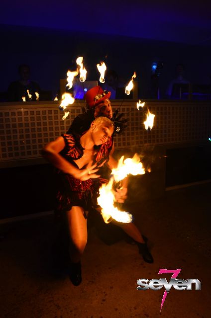 Cliquer pour voir l'image en taille réelle