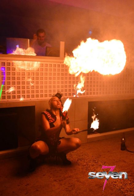 Cliquer pour voir l'image en taille réelle