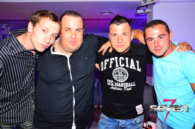 Cliquer pour voir l'image en taille réelle