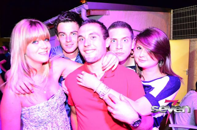 Cliquer pour voir l'image en taille réelle