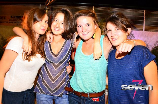 Cliquer pour voir l'image en taille réelle