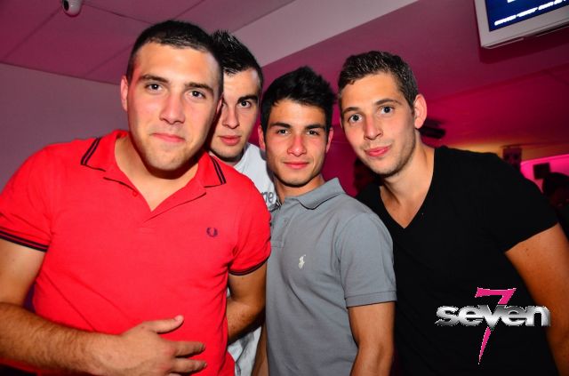 Cliquer pour voir l'image en taille réelle