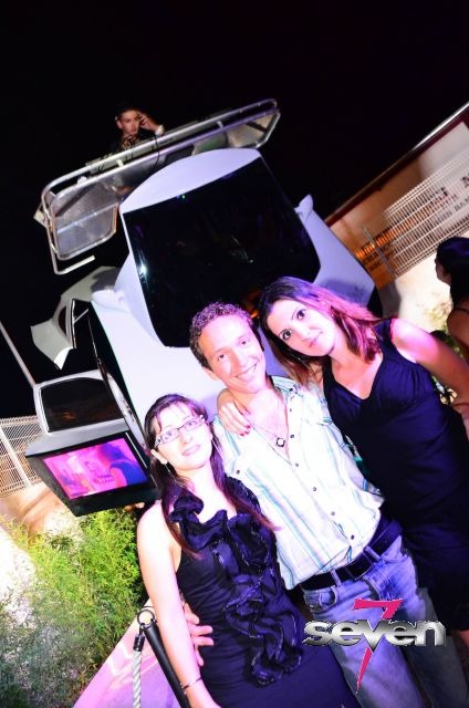 Cliquer pour voir l'image en taille réelle