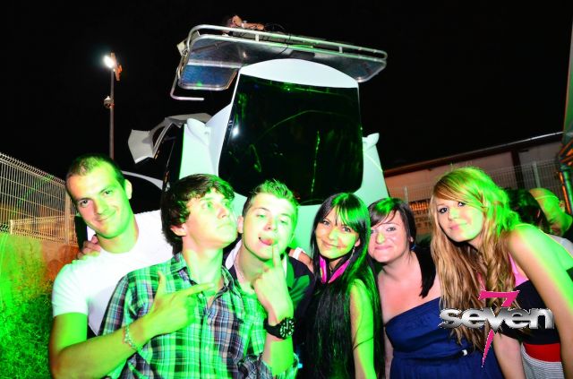 Cliquer pour voir l'image en taille réelle