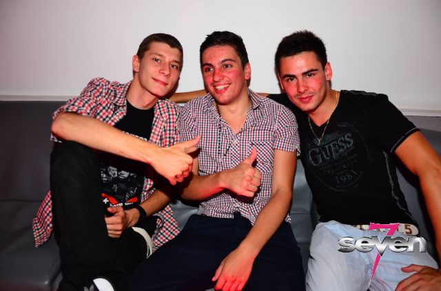 Cliquer pour voir l'image en taille réelle