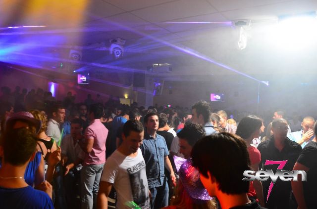 Cliquer pour voir l'image en taille réelle