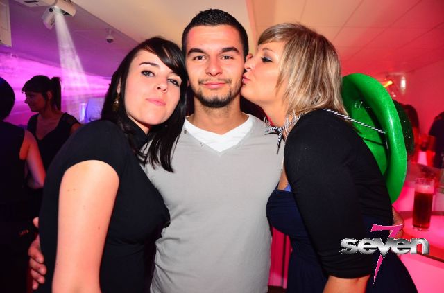 Cliquer pour voir l'image en taille réelle