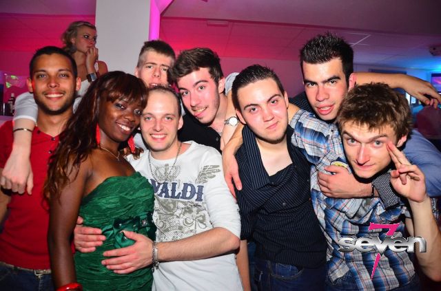 Cliquer pour voir l'image en taille réelle