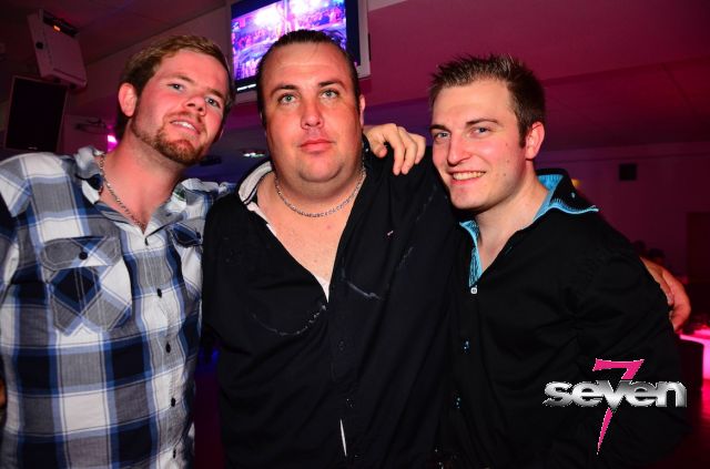 Cliquer pour voir l'image en taille réelle