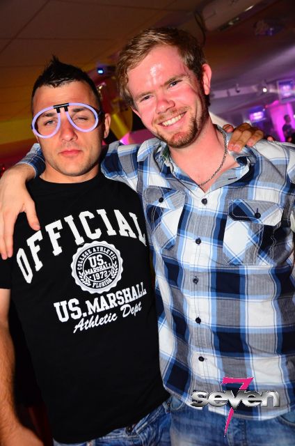 Cliquer pour voir l'image en taille réelle