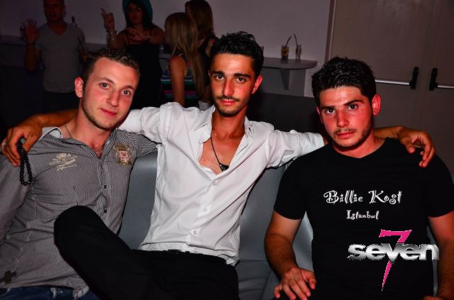 Cliquer pour voir l'image en taille réelle