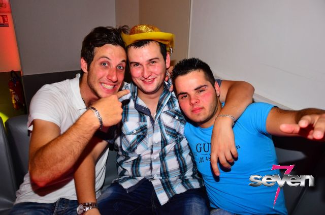 Cliquer pour voir l'image en taille réelle