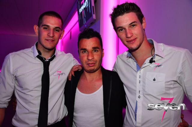 Cliquer pour voir l'image en taille réelle