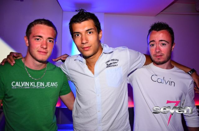 Cliquer pour voir l'image en taille réelle