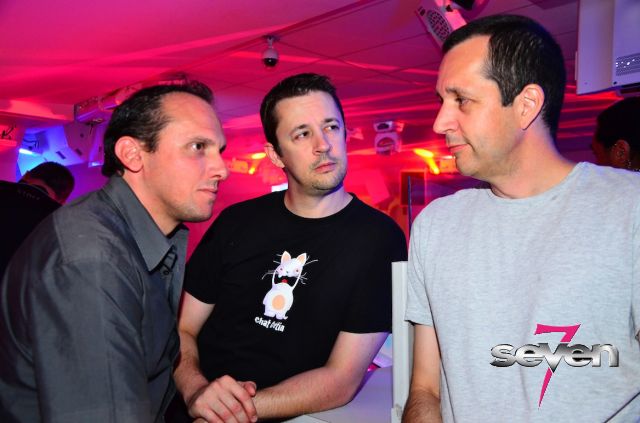 Cliquer pour voir l'image en taille réelle